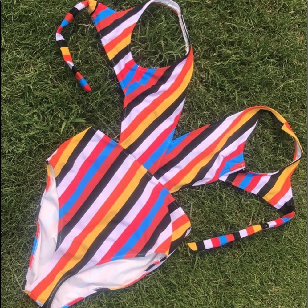 One piece bikini